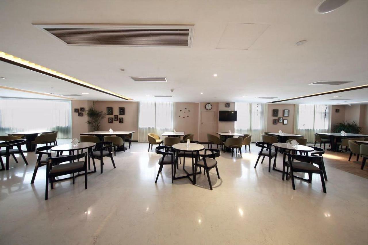 锦江都城酒店海南省政府日月广场免税店 Haikou  Eksteriør billede